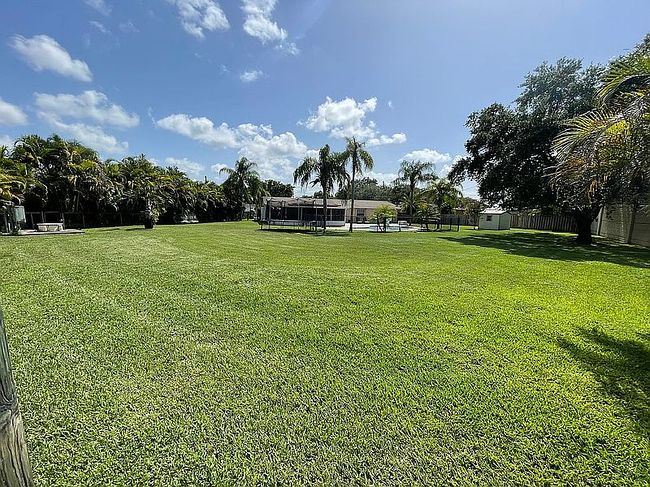 Image of 4900 Sw 88th Ter