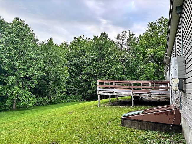 Photo of 882 East Rd, Bennington, VT