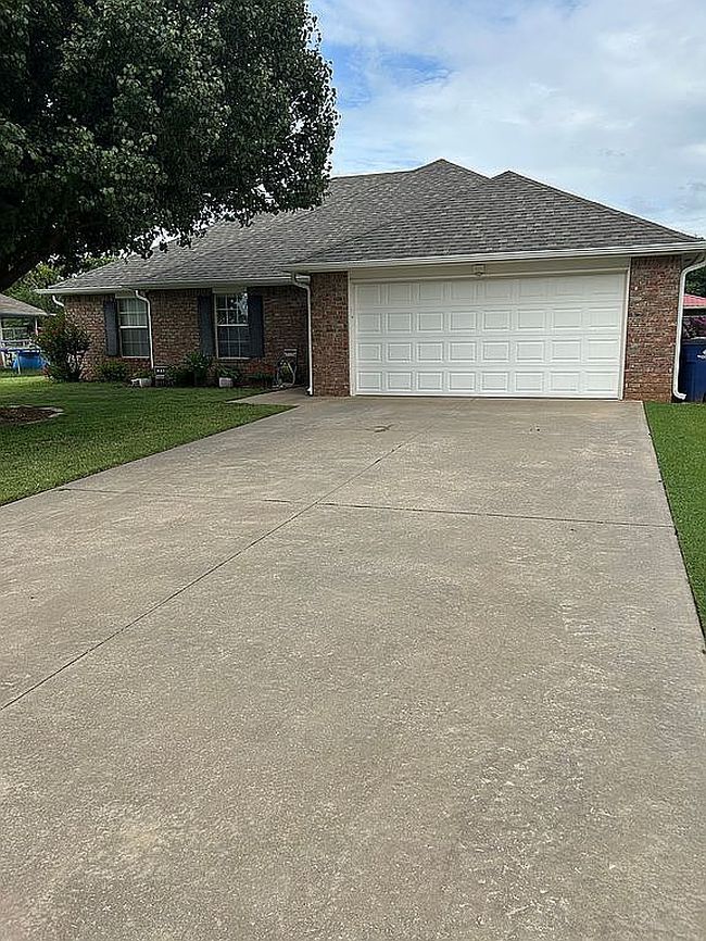 Photo of 904 S 7th St, Marlow, OK
