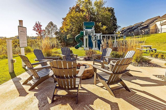 Image of 111 Red Oak Ln