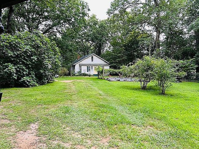 Photo of 329 Gilbert Rd, Jefferson, GA