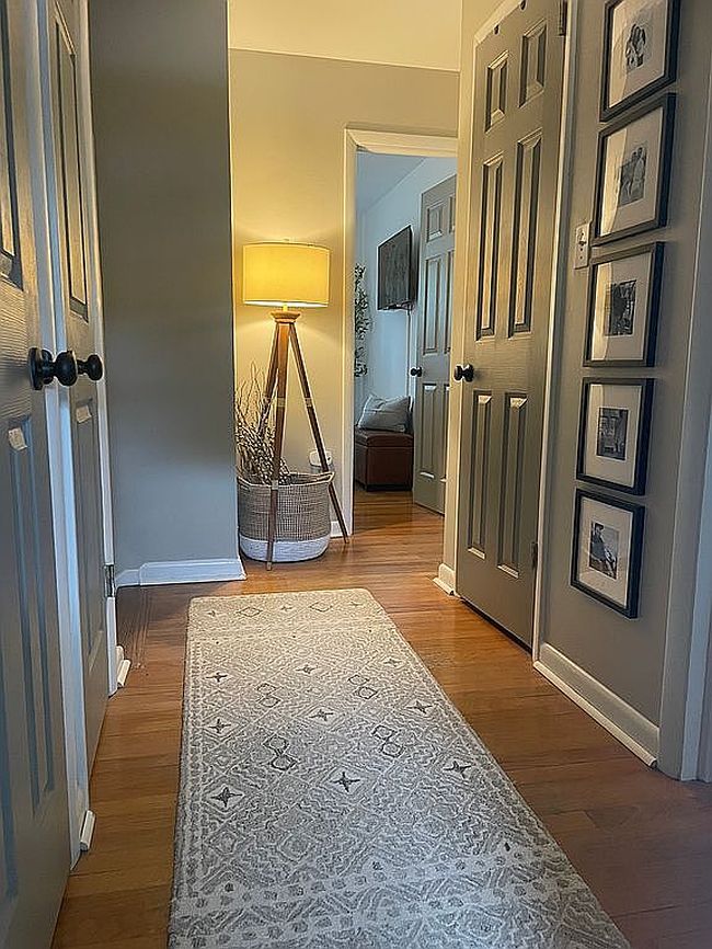 Additional photo 3 of property located at 25 Hialeah Dr