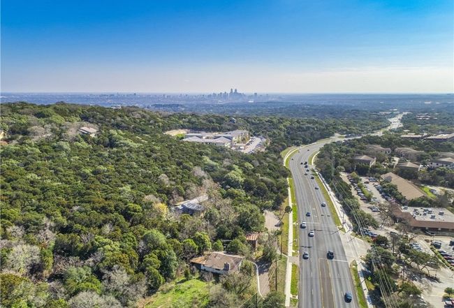 Photo of 4704 Bee Caves Rd, West Lake Hills, TX