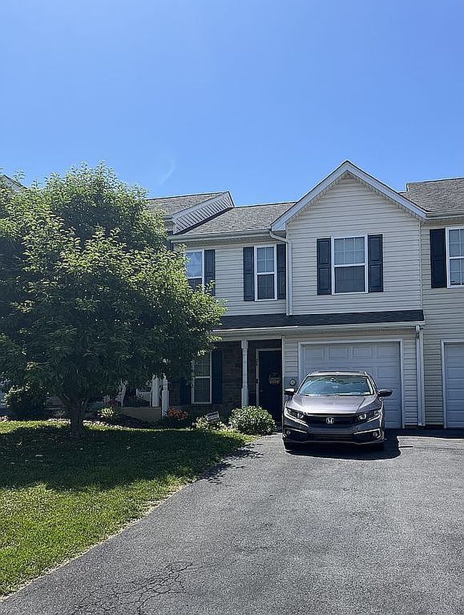 Additional photo 1 of property located at 24 Fuzzy Tail Dr