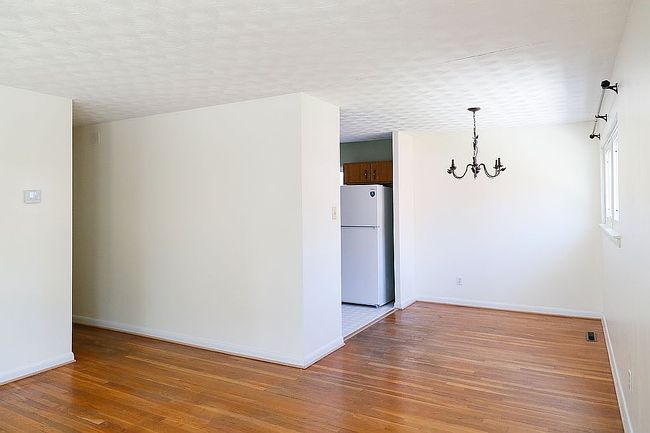 Photo of 3106 Dogwood Dr, Louisville, KY