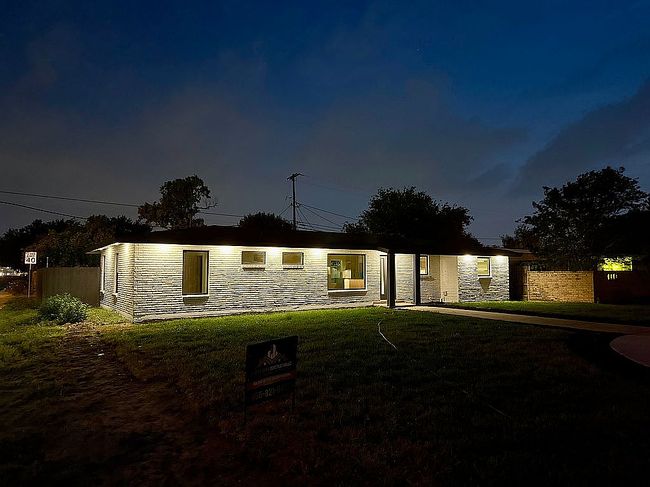 Image of 1901 Harvey Dr