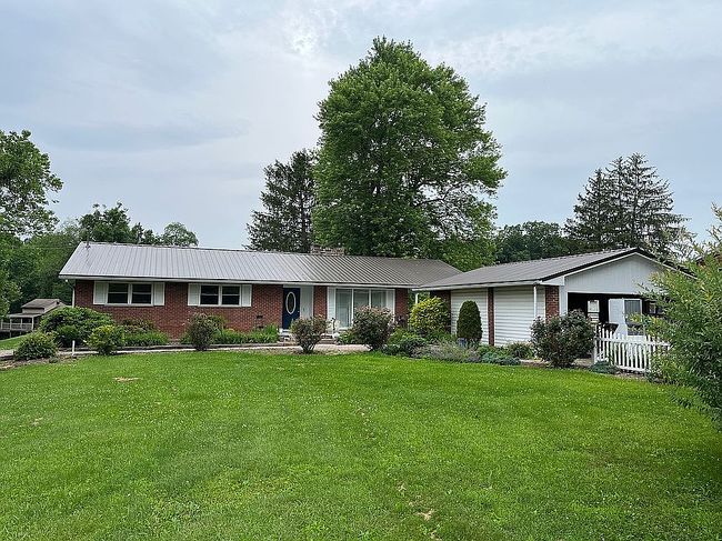 Photo of 136 Nu Chance Dr, Ravenswood, WV