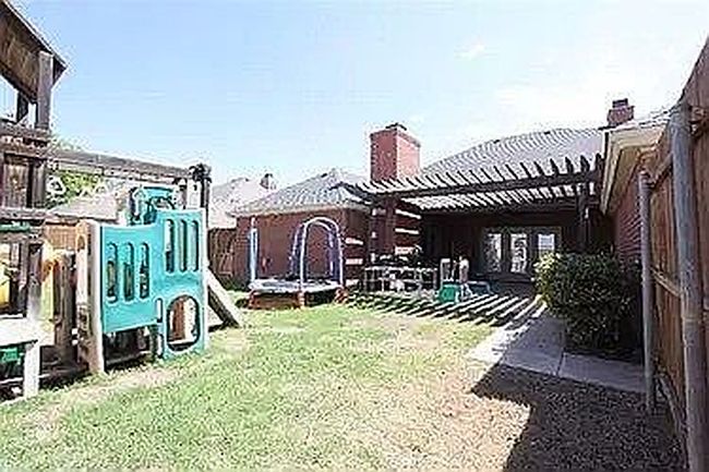 Image of 10306 York Ave