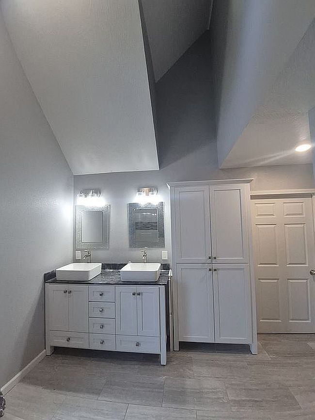 Photo of 109 Diamond Hill Ct, Hollister, MO