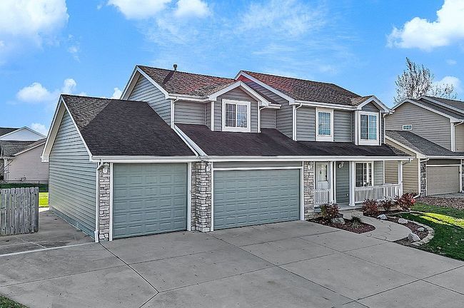 Additional photo 1 of property located at 159 Se 33rd St