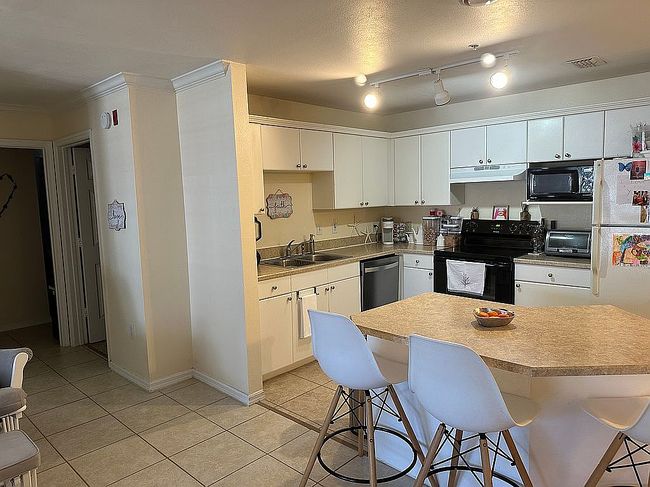 Image of 3591 S Kernan Blvd #201