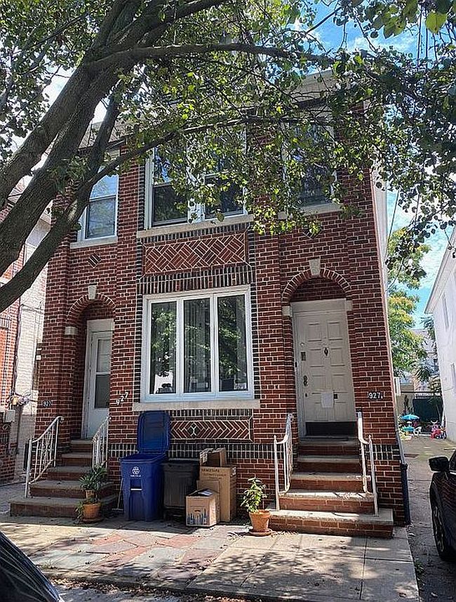 Photo of 927 E 27th St, Brooklyn, NY