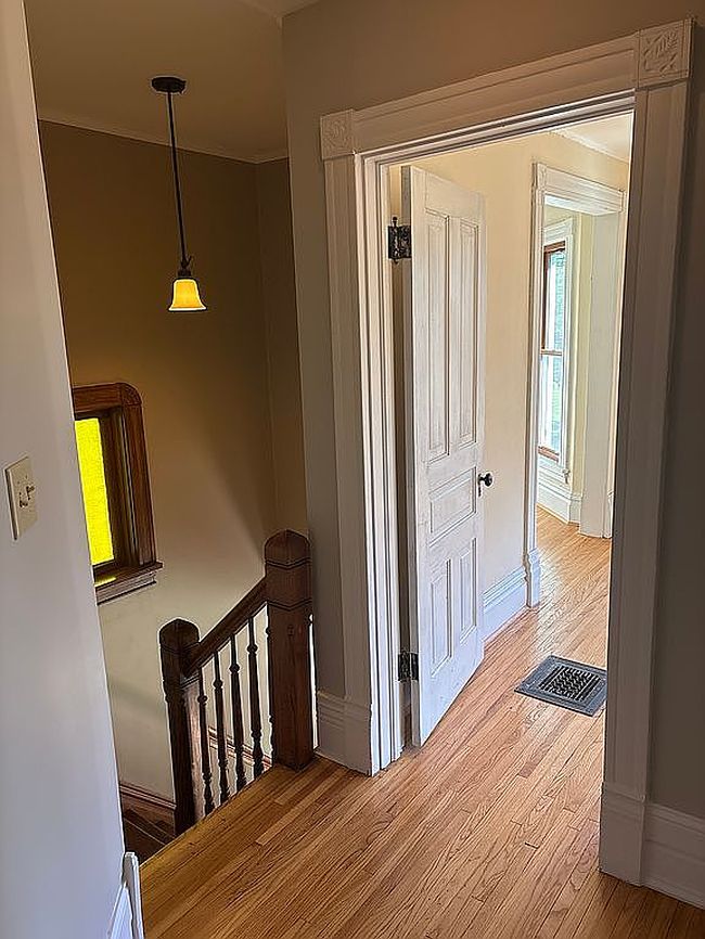 Image of 601 W Washington St
