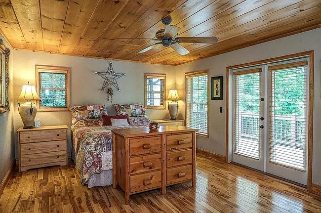 Photo of 506 Old Poorhouse Rd, Murphy, NC