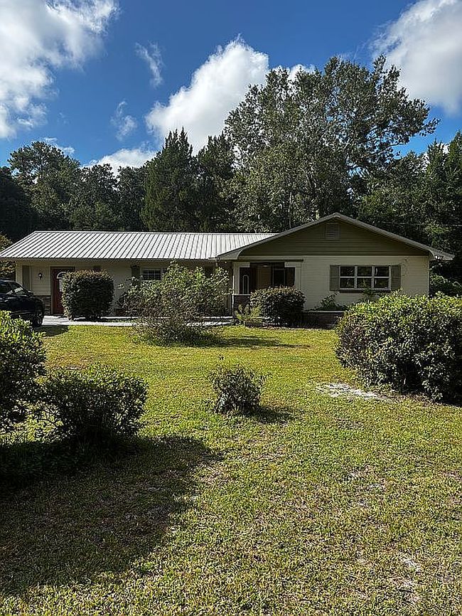 Photo of 17221 Ne 77th Ln, Hawthorne, FL
