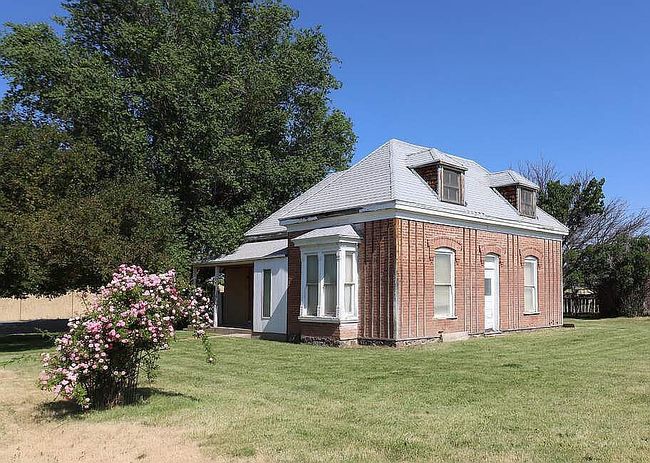 Preview of property located at 482 W 100 N