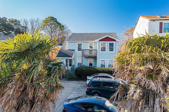Photo of 241 W Ocean View Ave, Norfolk, VA