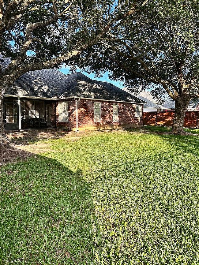 Image of 18497 Manchac Lake Dr