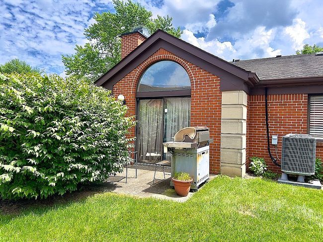 Photo of 9222 Golden Oaks W, Indianapolis, IN
