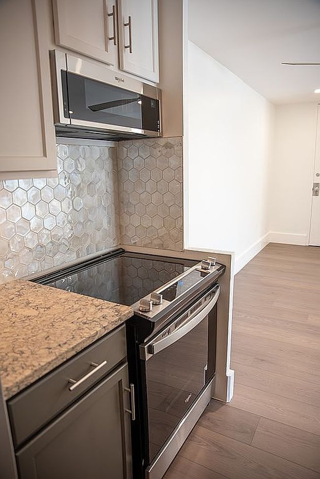 Photo of 1200 Vine St Apt 2A, Denver, CO