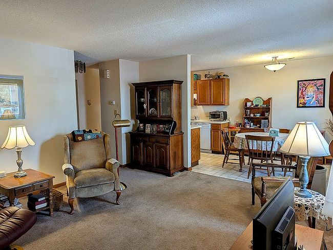 Photo of 1812 Cambridge Manor Dr, Scotia, NY