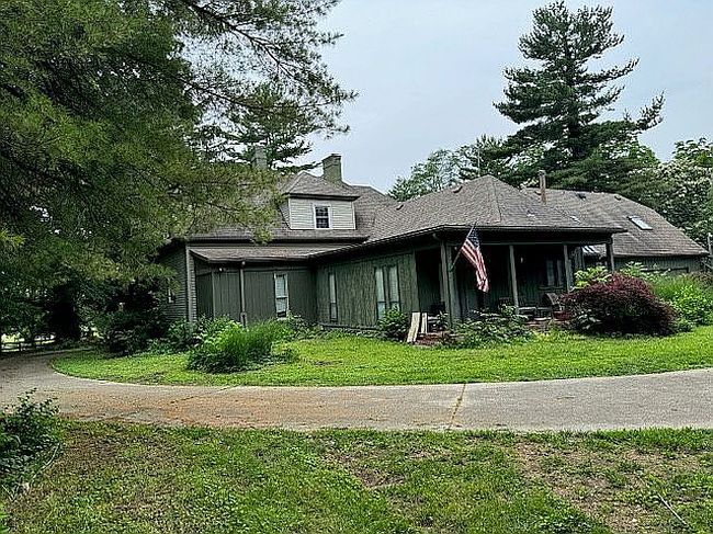 Photo of 4250 Harrodsburg Rd