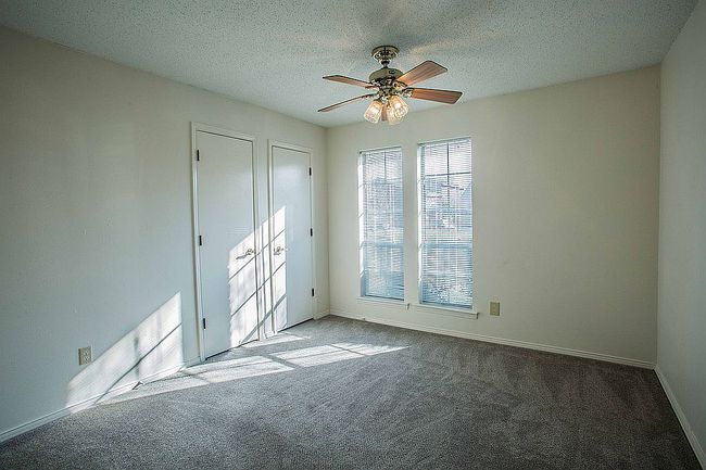 Photo of 7117 Ridgeview Dr, Rowlett, TX
