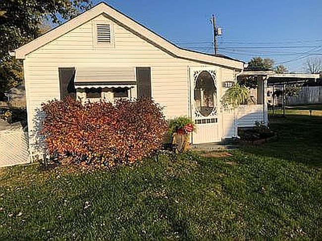 Image of 120 S 32nd St