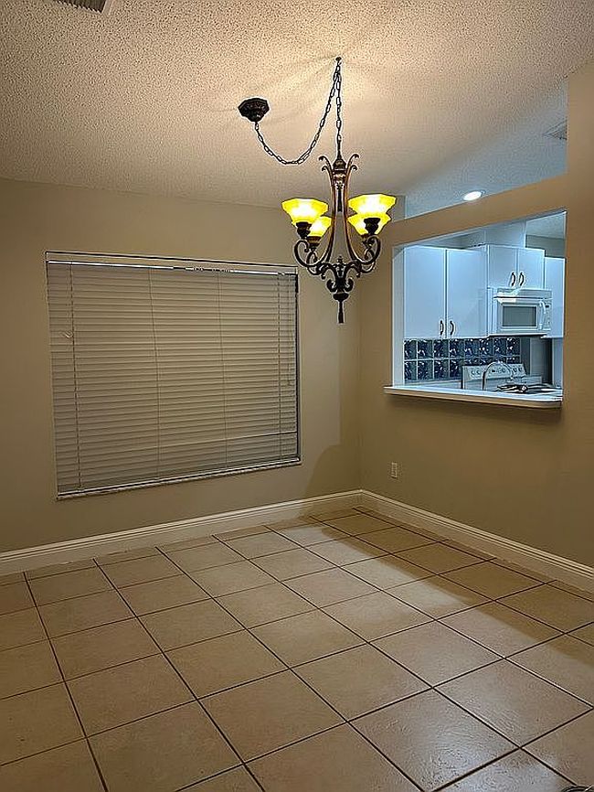 Image of 660 Symphony Pl