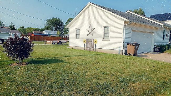 Photo of 517 E Short St, Winchester, IN