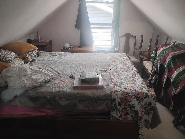 Image of 1526 W 1st St