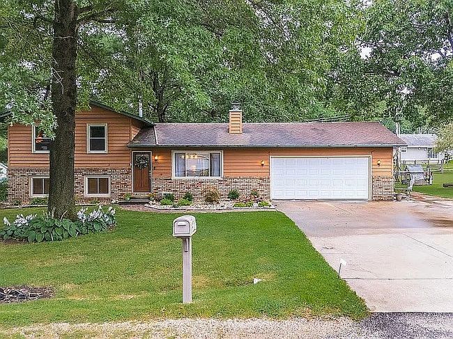 Photo of 8088 Elm Ave