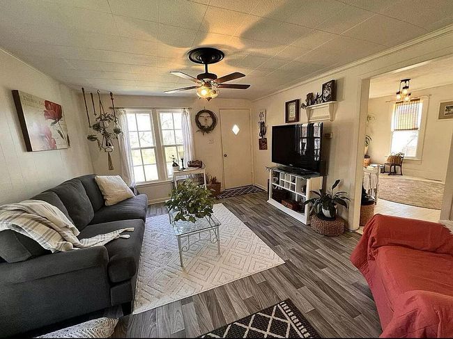 Photo of 135 Coulter Lane, Forsyth, MO