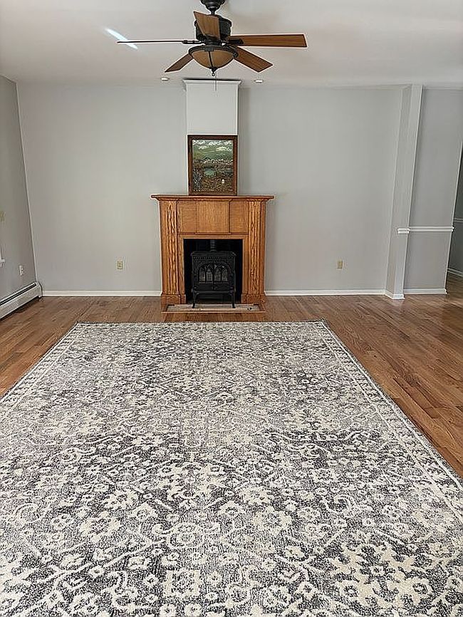 Photo of 30 Summit Dr, Peru, NY