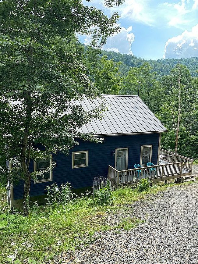 Photo of 229 Cherie Way, Moatsville, WV