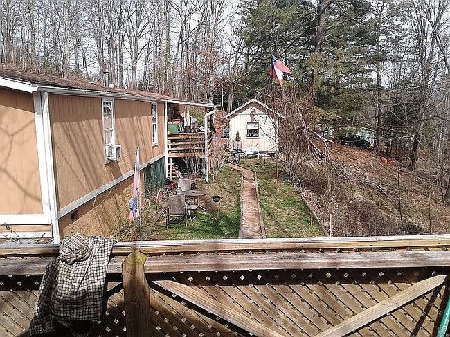 Photo of 584 Bailey Rd, Asheville, NC