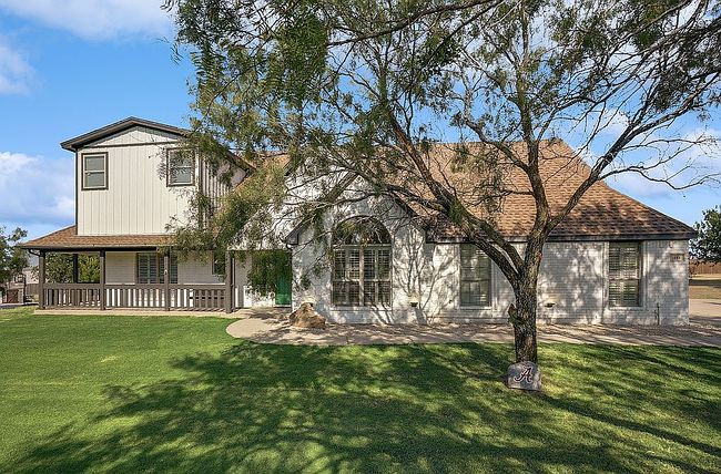 Photo of 141 Prairie Ridge Dr, Aledo, TX