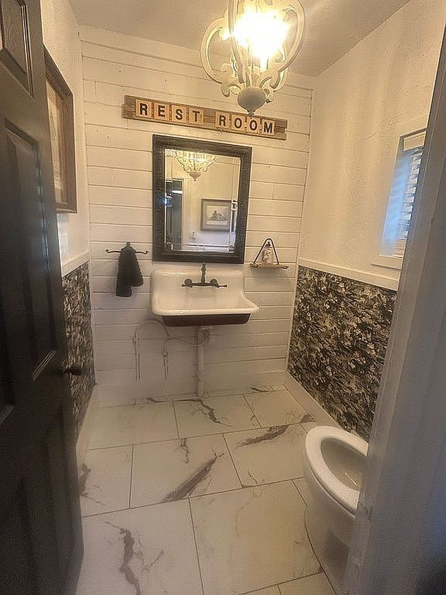 Additional photo 3 of property located at 90 E 100 N