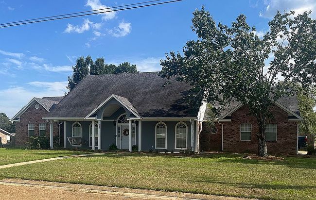 Photo of 100 Lake Powell Dr