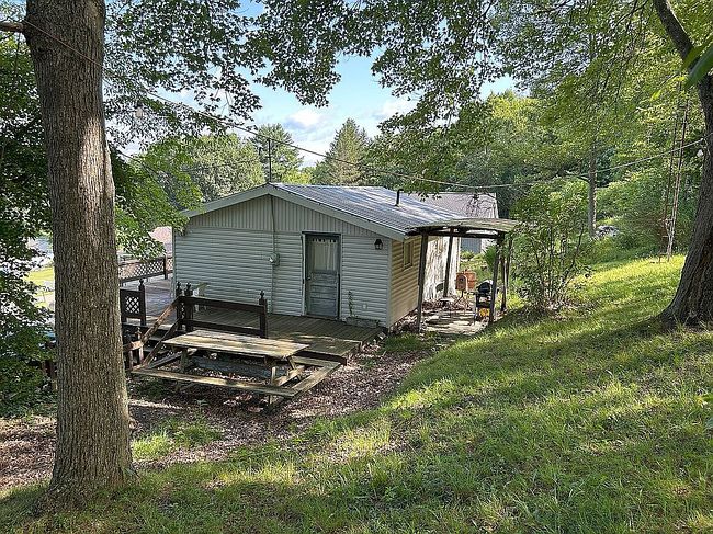 Photo of 8488 Walnut St Sw, Sherrodsville, OH