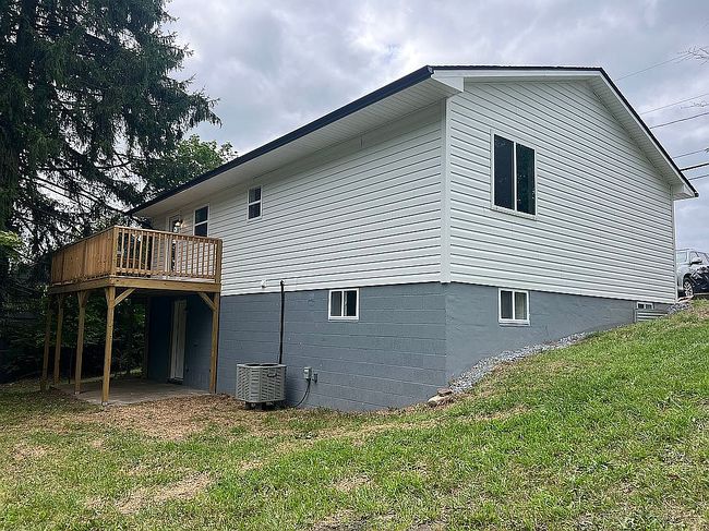 Photo of 411 Crescent Rd, Beckley, WV