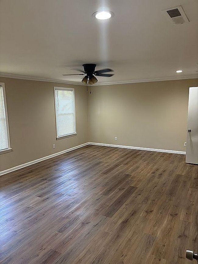 Photo of 3303 Mcdow Ave Nw, Huntsville, AL