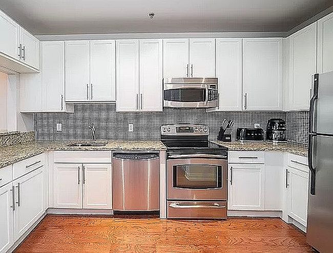 Image of 1500 Hudson St Apt 8A