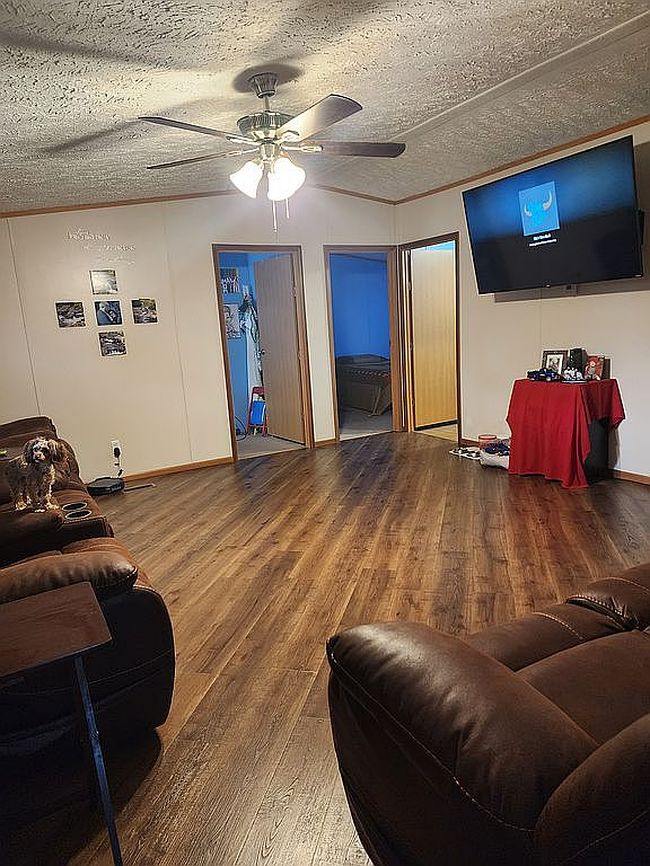 Additional photo 1 of property located at 146 Pacific Ave