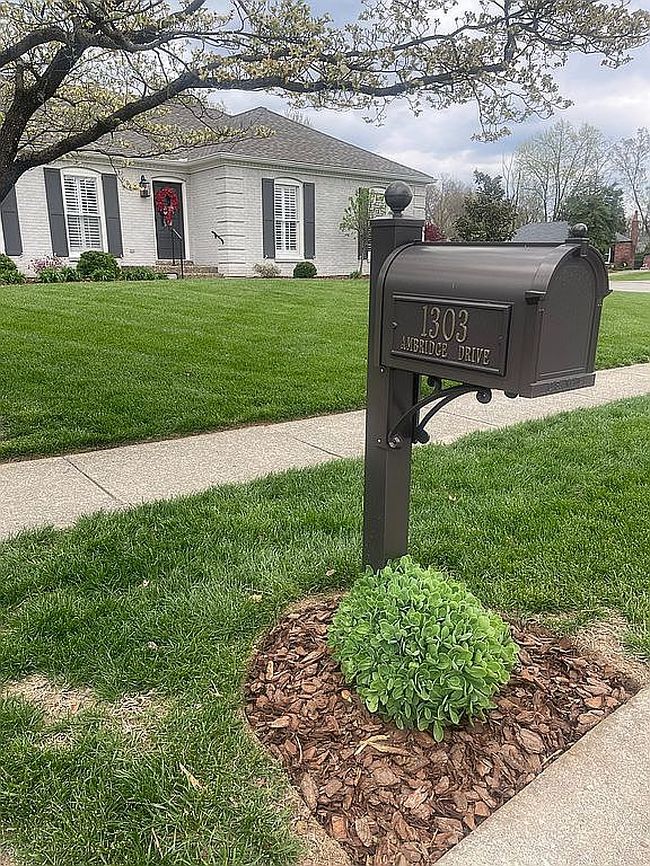 Image of 1303 Ambridge Dr