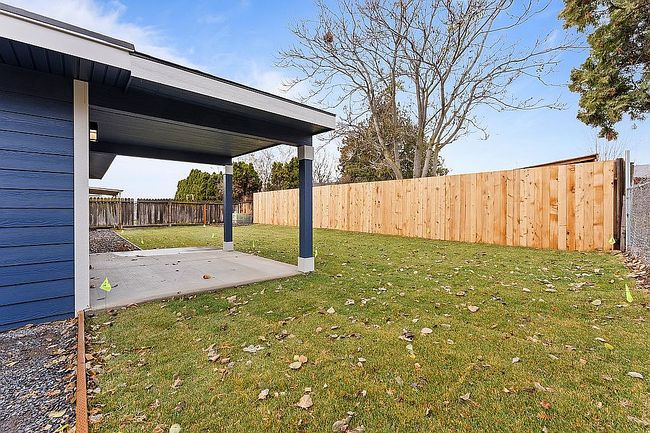 Image of 4332 W Peninsula Dr