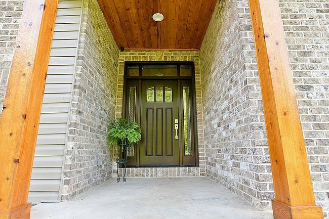 Photo of 1015 Rock Fork Rd, Garrett, KY