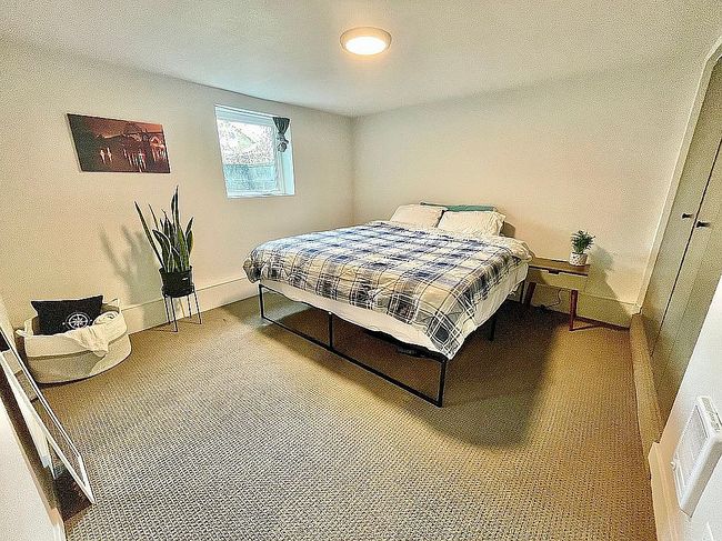 Image of 5306 Ne 15th Ave