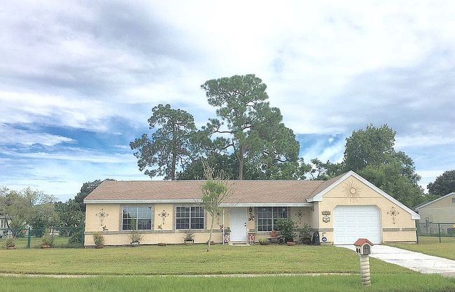 Image of 2773 Fairbrook St