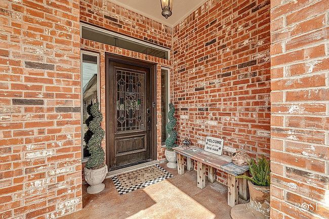 Image of 6023 Warwick Dr